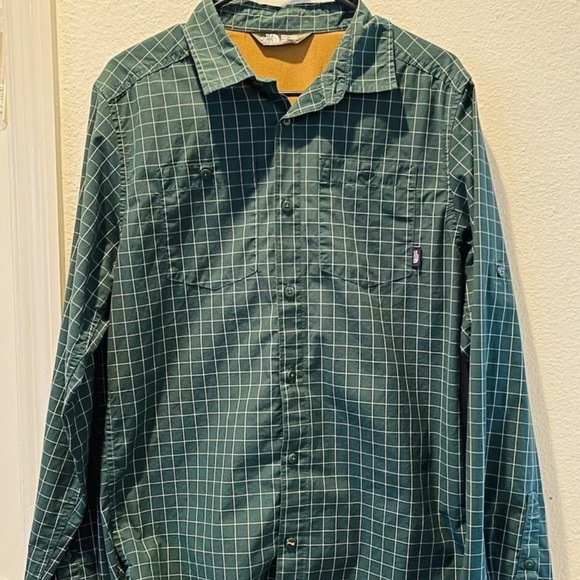The North Face  Shirt Mens Size Small Green Plaid Long Sleeve Button - Picture 13 of 15